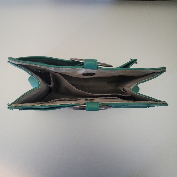 Pouchee Purse Organizer – Teal Green  - Picture 5 of 7